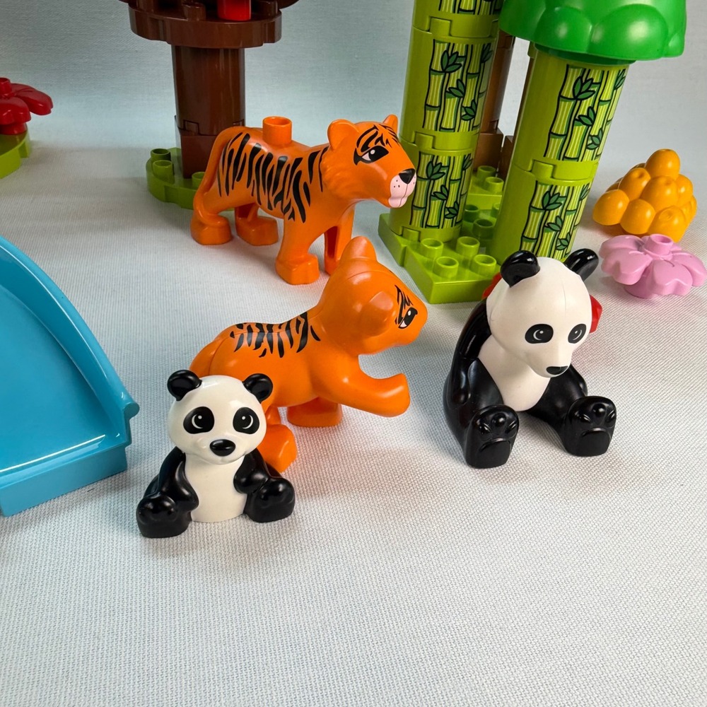 LEGO DUPLO Wild Animals of Asia 10974 Animals Panda Monkey Bird Elephant Tigers - Picture 5 of 8